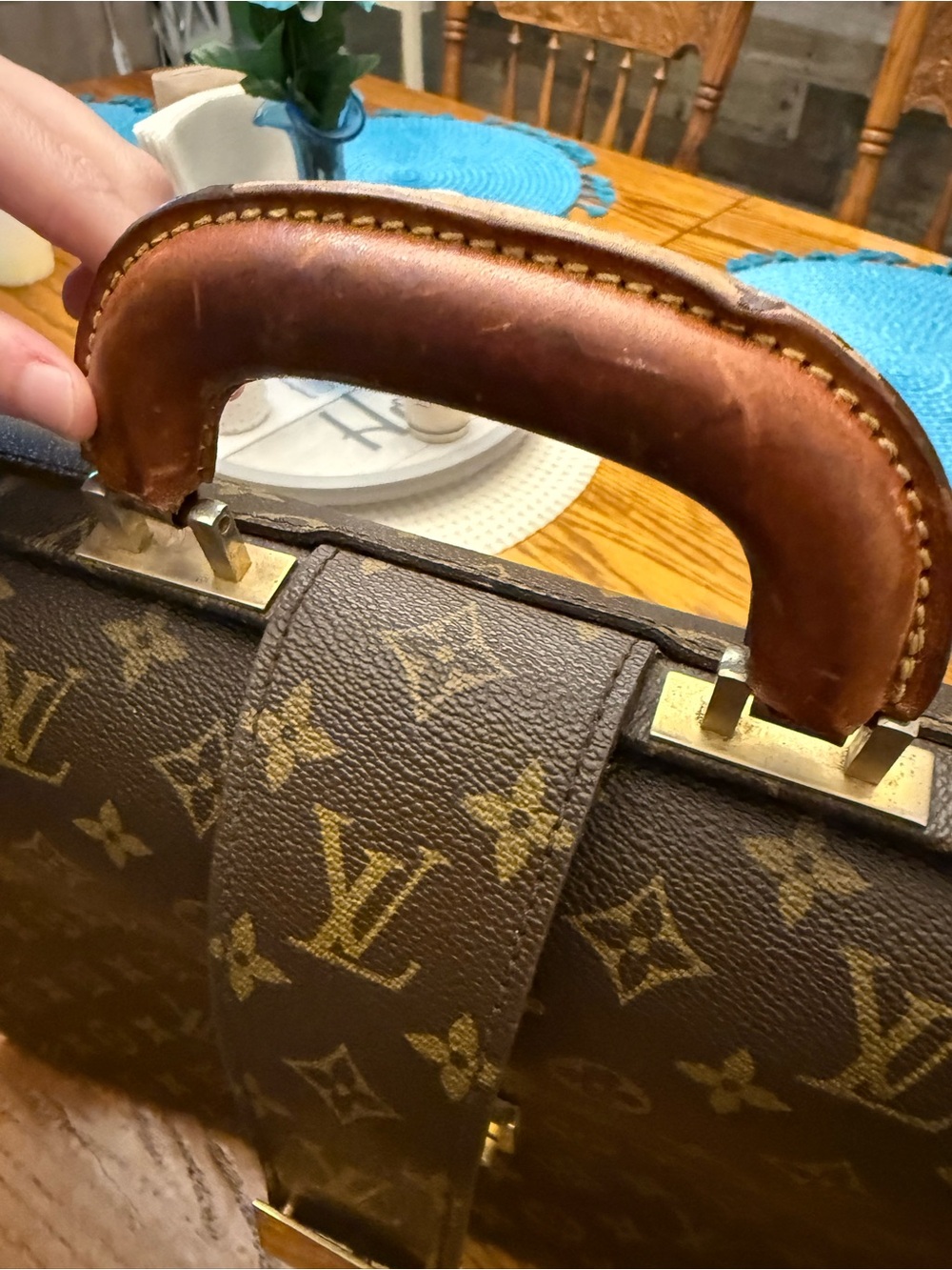 Louis Vuitton Serviette Fermeur Briefcase with Gold Hardware - Picture 6 of 8